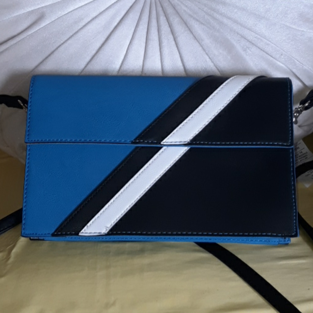 NWOT Mark. Crossbody/clutch new.